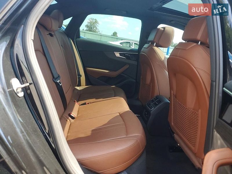 Седан Audi A4 2021 в Киеве