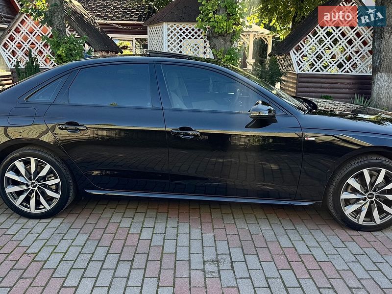 Седан Audi A4 2022 в Вінниці
