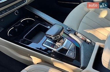 Седан Audi A4 2022 в Вінниці