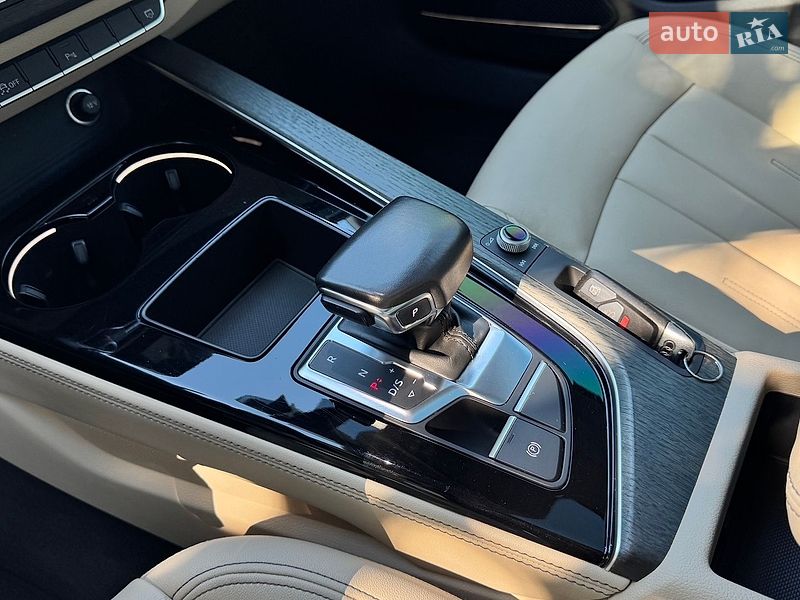 Седан Audi A4 2022 в Вінниці