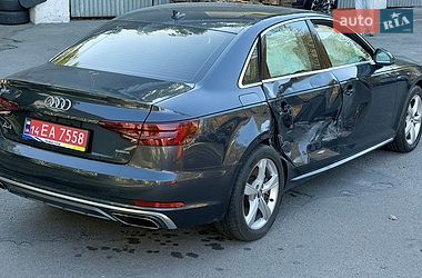 Седан Audi A4 2019 в Львові