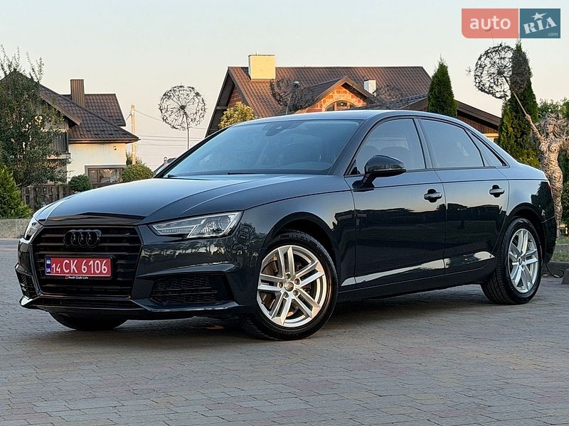 Седан Audi A4 2017 в Стрию
