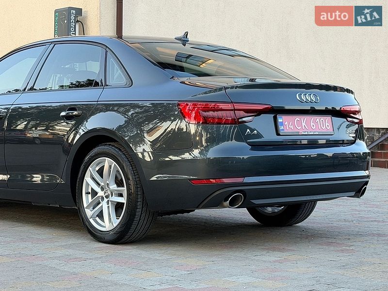 Седан Audi A4 2017 в Стрию