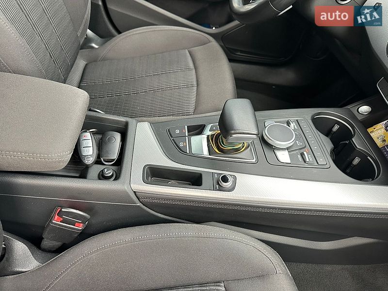 Универсал Audi A4 2017 в Ужгороде