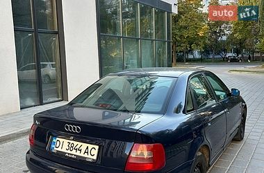 Седан Audi A4 1997 в Ровно