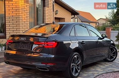 Седан Audi A4 2019 в Виннице