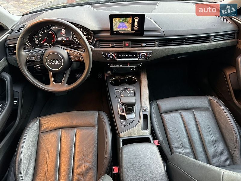 Седан Audi A4 2019 в Виннице
