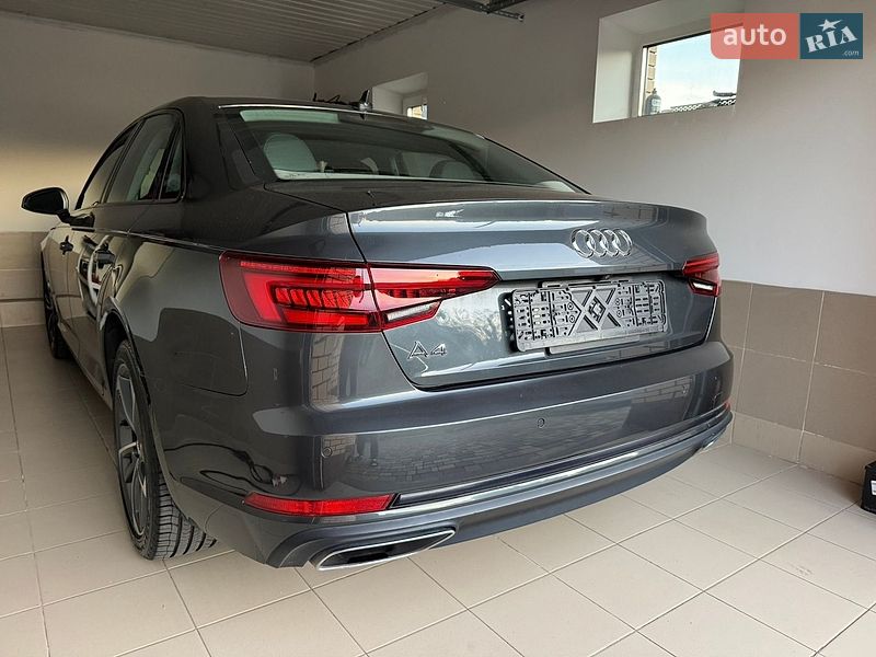 Седан Audi A4 2019 в Виннице