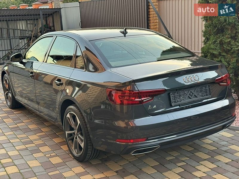 Седан Audi A4 2019 в Виннице