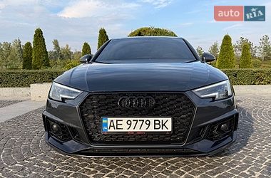 Седан Audi A4 2017 в Дніпрі