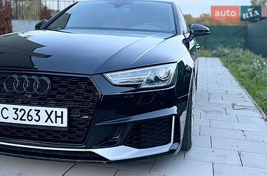 Седан Audi A4 2017 в Львові