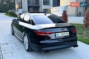 Седан Audi A4 2017 в Львові
