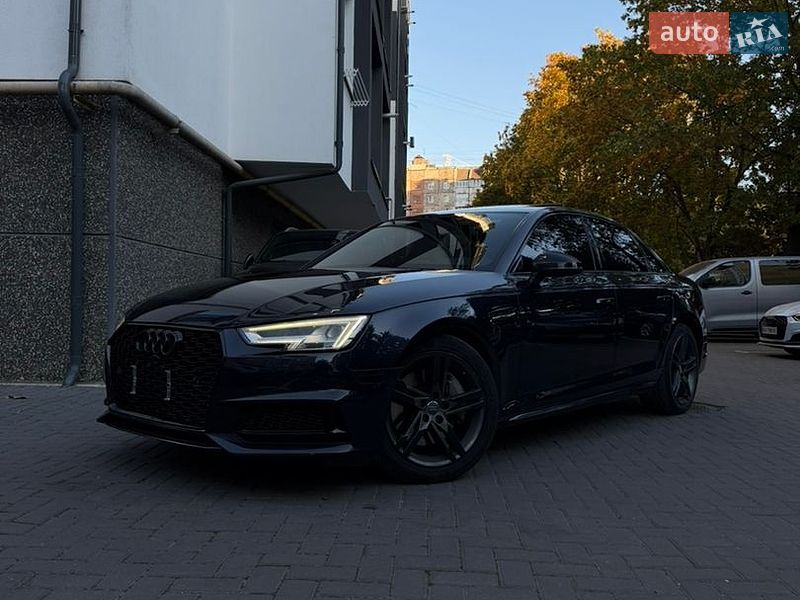 Седан Audi A4 2016 в Калуше