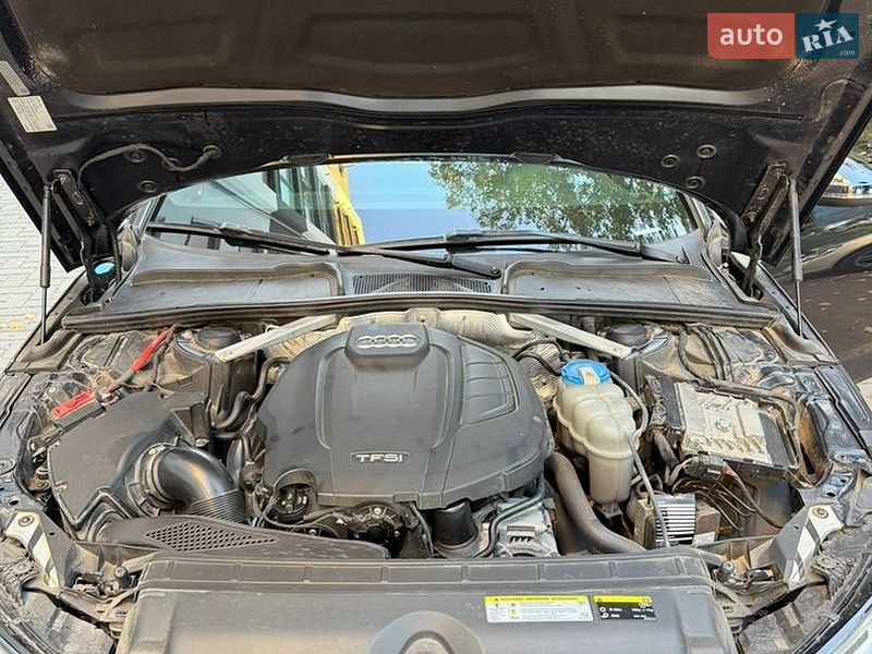 Седан Audi A4 2016 в Калуше