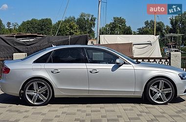 Седан Audi A4 2012 в Днепре
