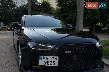 Седан Audi A4 2012 в Києві