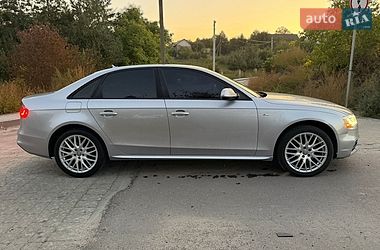 Седан Audi A4 2015 в Львове