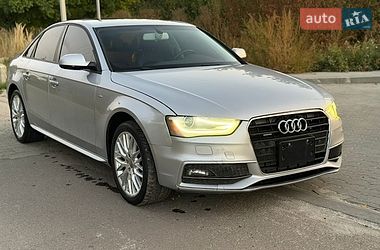 Седан Audi A4 2015 в Львове