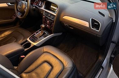 Седан Audi A4 2015 в Львове