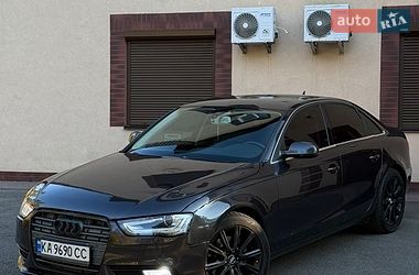 Седан Audi A4 2013 в Киеве