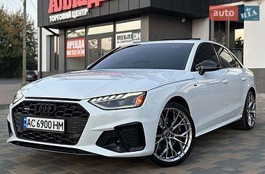 Седан Audi A4 2020 в Киеве