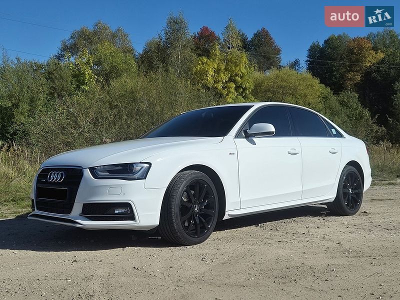 Седан Audi A4 2014 в Мостиске