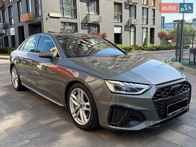 Audi A4 2022
