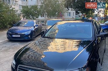 Седан Audi A4 2012 в Киеве
