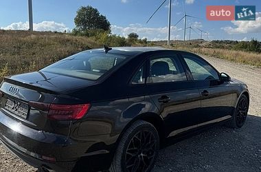 Седан Audi A4 2016 в Винниках