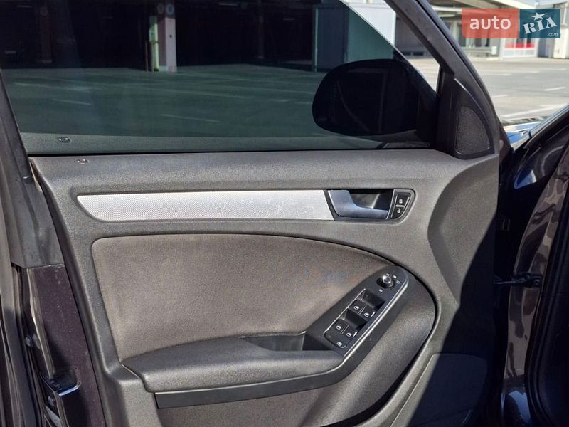 Універсал Audi A4 2011 в Києві