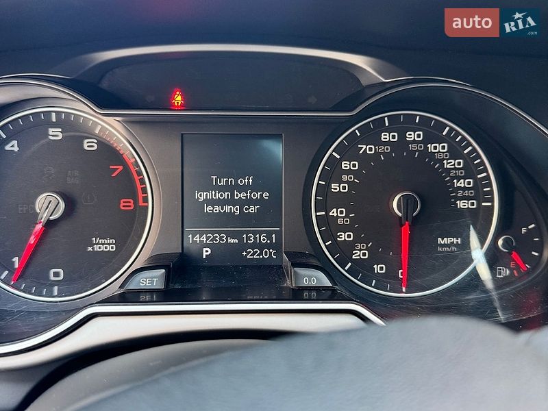 Седан Audi A4 2014 в Івано-Франківську
