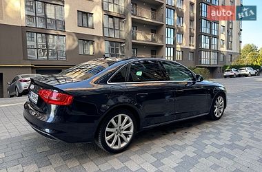 Седан Audi A4 2014 в Івано-Франківську