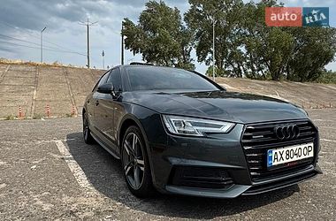 Седан Audi A4 2018 в Киеве