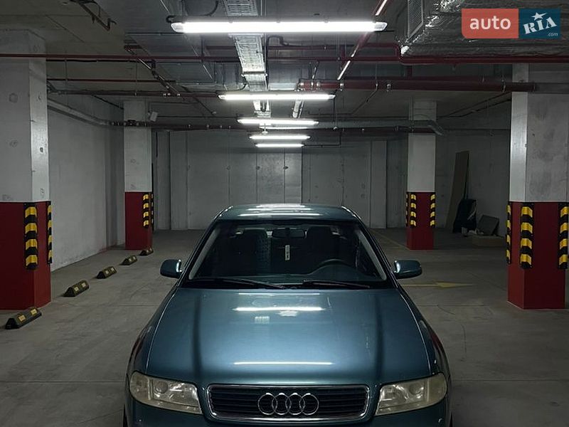Audi A4 2000