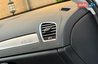 Седан Audi A4 2014 в Дрогобыче