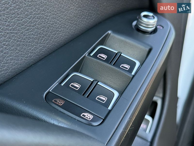 Седан Audi A4 2014 в Дрогобыче