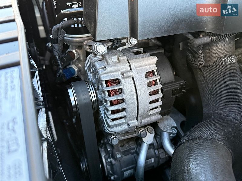 Седан Audi A4 2014 в Дрогобыче