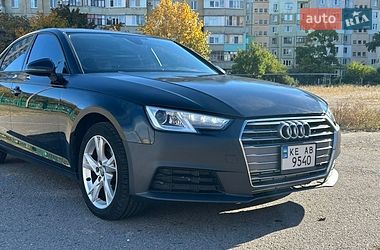 Седан Audi A4 2016 в Полтаве
