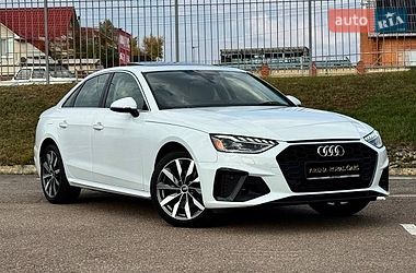 Седан Audi A4 2022 в Києві