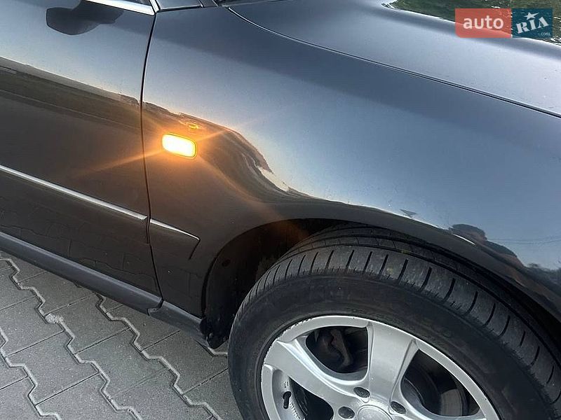 Седан Audi A4 1999 в Львові