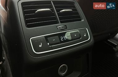 Седан Audi A4 2018 в Львове