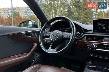 Седан Audi A4 2018 в Львове