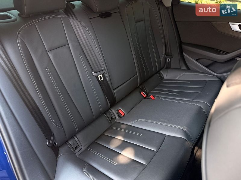 Седан Audi A4 2020 в Вінниці