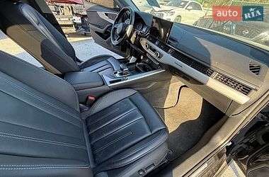 Седан Audi A4 2023 в Києві