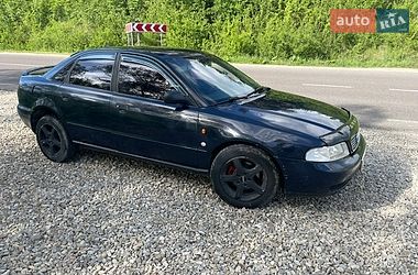Седан Audi A4 1996 в Турке Седан Audi A4 1996 в Турке