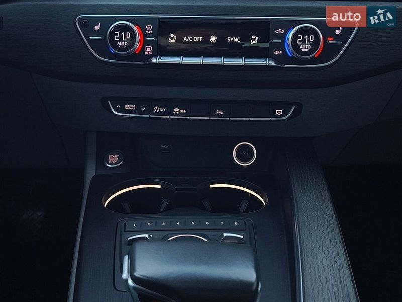 Седан Audi A4 2019 в Ивано-Франковске