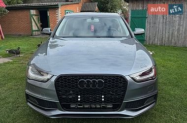 Седан Audi A4 2013 в Луцьку