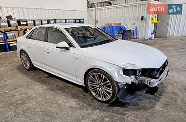 Седан Audi A4 2019 в Львові