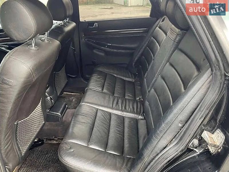 Седан Audi A4 1996 в Львове