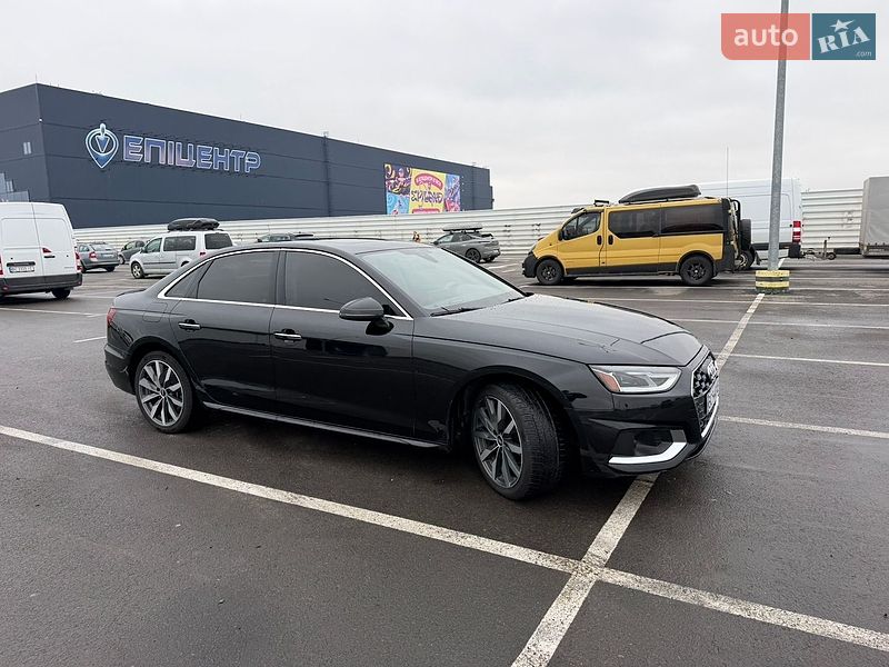 Седан Audi A4 2020 в Львові